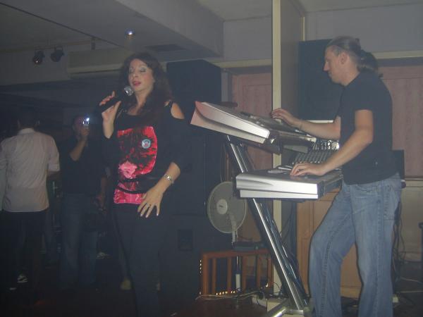 PIC 0011